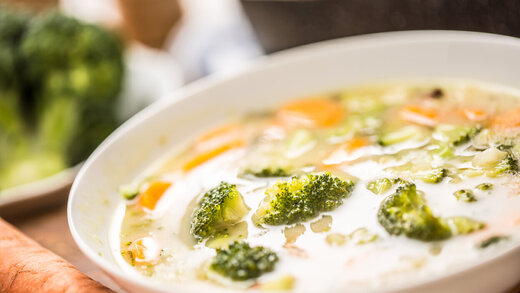 Bild: Teller mit Suppe